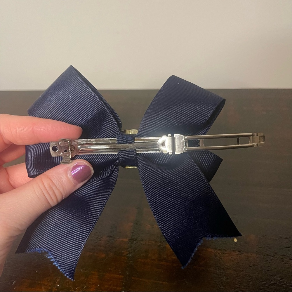 Tumblr Bow - Picture 2 of 4